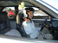 ヨシエちゃん.jpg (163063 bytes)