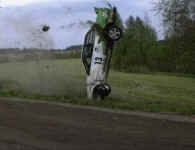 Tommy AE86c.jpg (13558 bytes)